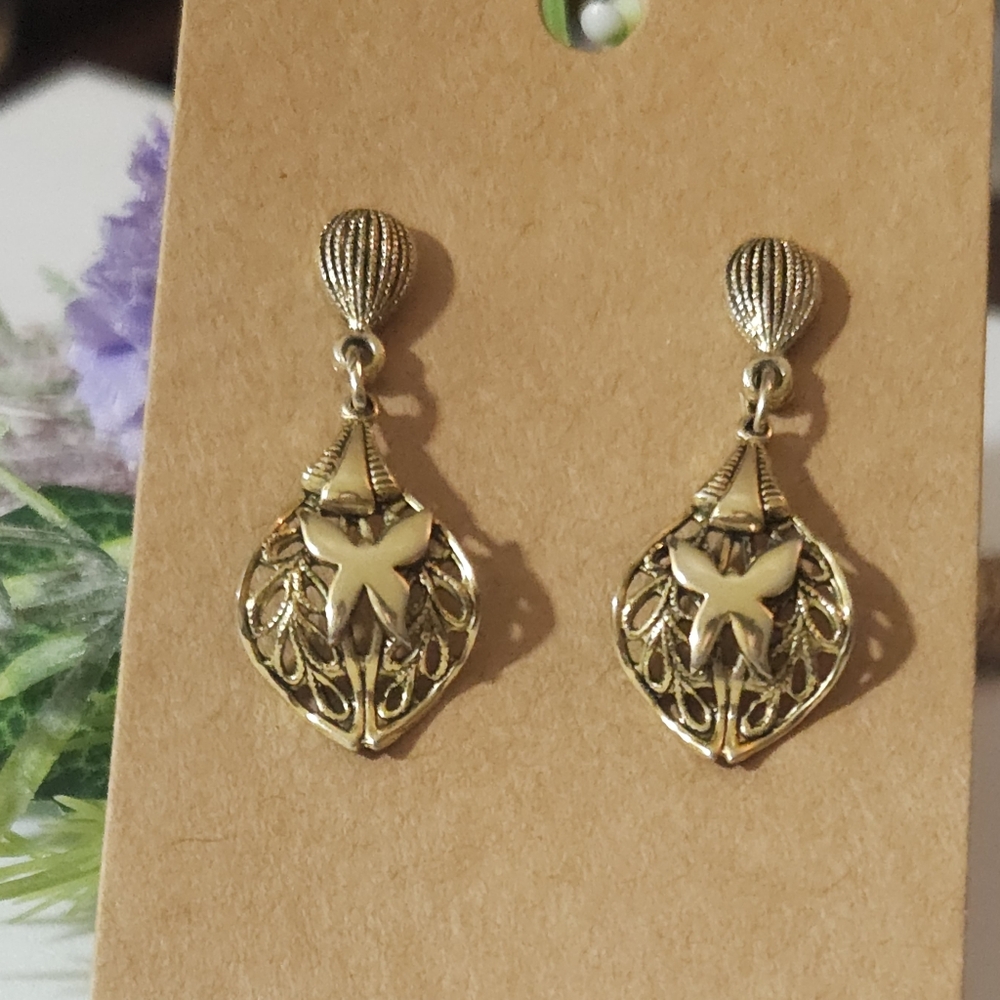 Vintage Gold Plated Butterfly & Leaf Filigree Dangle Earrings - Picture 11 of 13